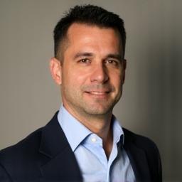 Luis García, Consultor Senior